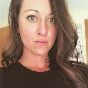 Meet your Posher, Leanne